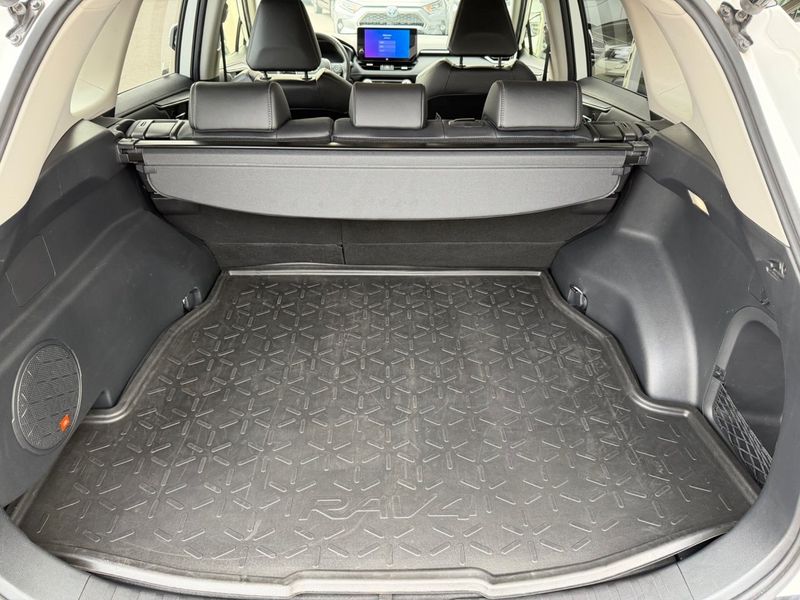 Toyota RAV4 bild 16