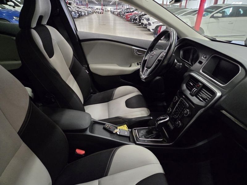 Volvo V40 bild 4