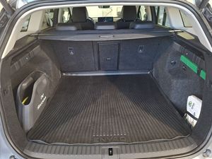 Skoda Enyaq bild 13