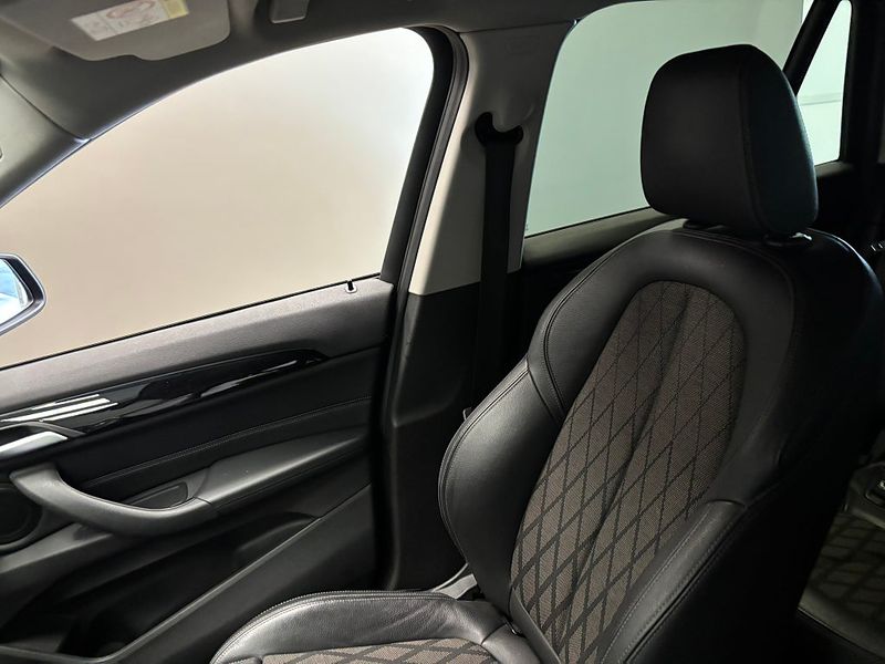 BMW X1 bild 24