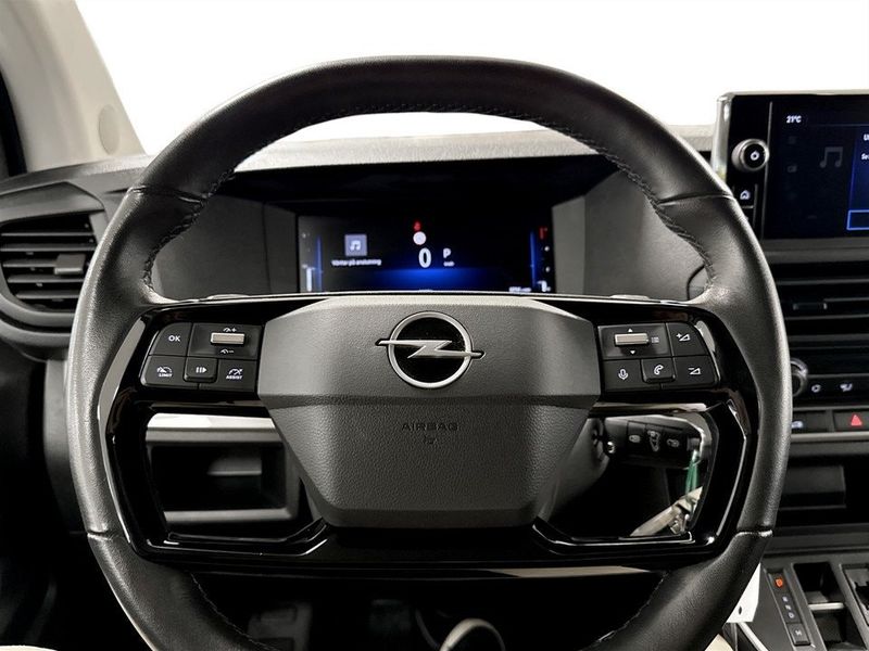 Opel Vivaro bild 9