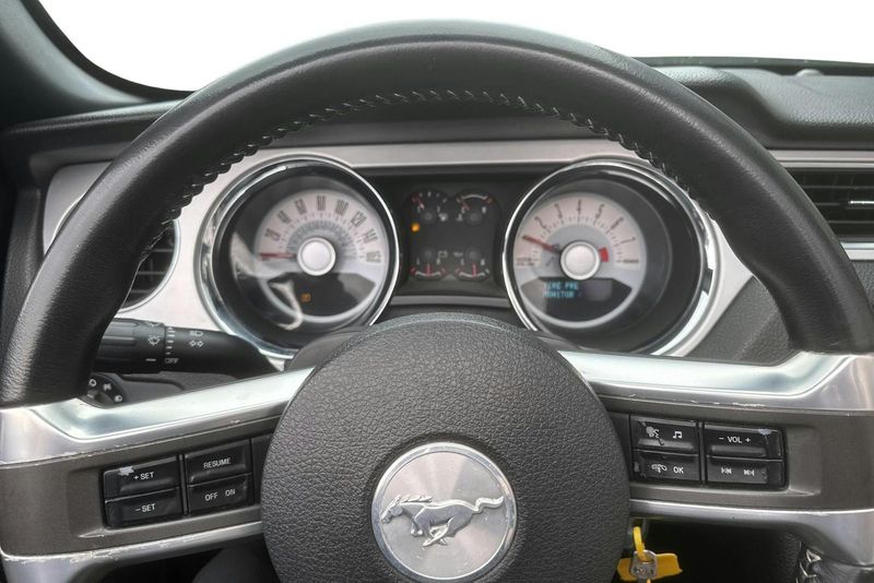 Ford Mustang bild 14