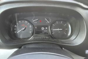 Peugeot Traveller bild 12