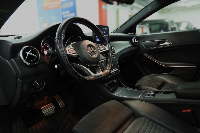 Mercedes CLA220 bild 13