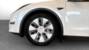 Tesla Model Y bild 9