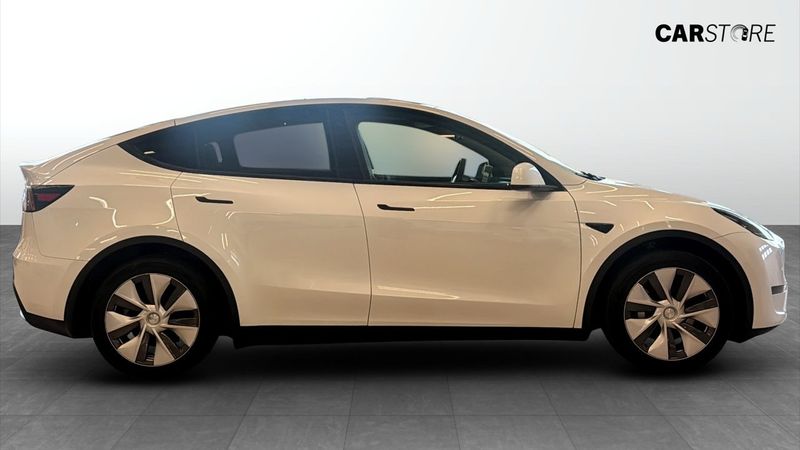 Tesla Model Y bild 6