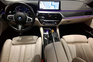 BMW 520 bild 9
