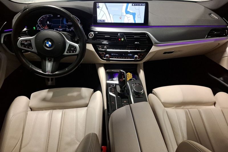 BMW 520 bild 9