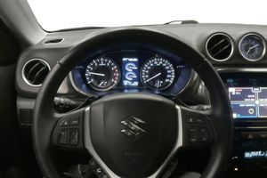 Suzuki Vitara bild 10
