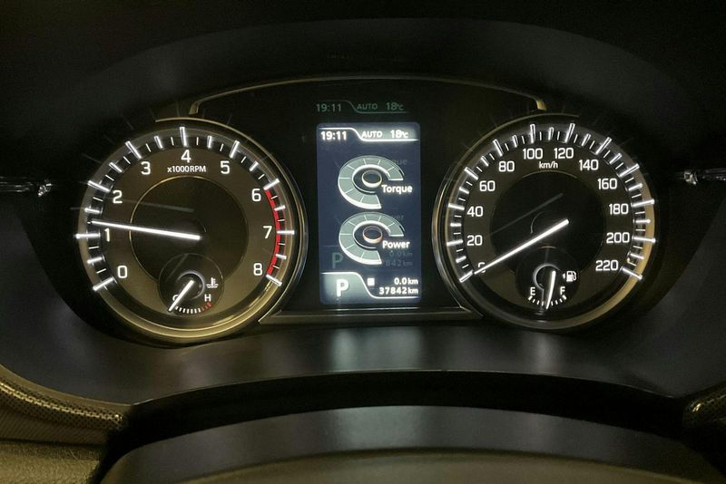 Suzuki Vitara bild 11