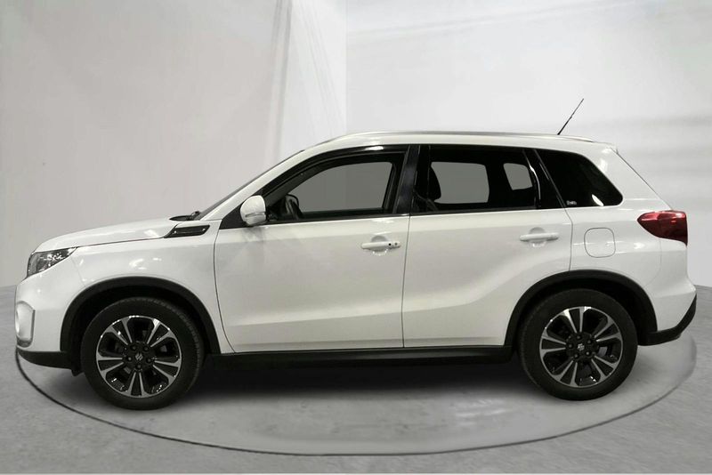 Suzuki Vitara bild 2