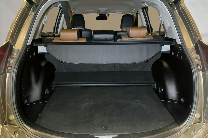 Toyota RAV4 bild 9