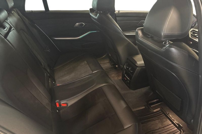 BMW 320 bild 19