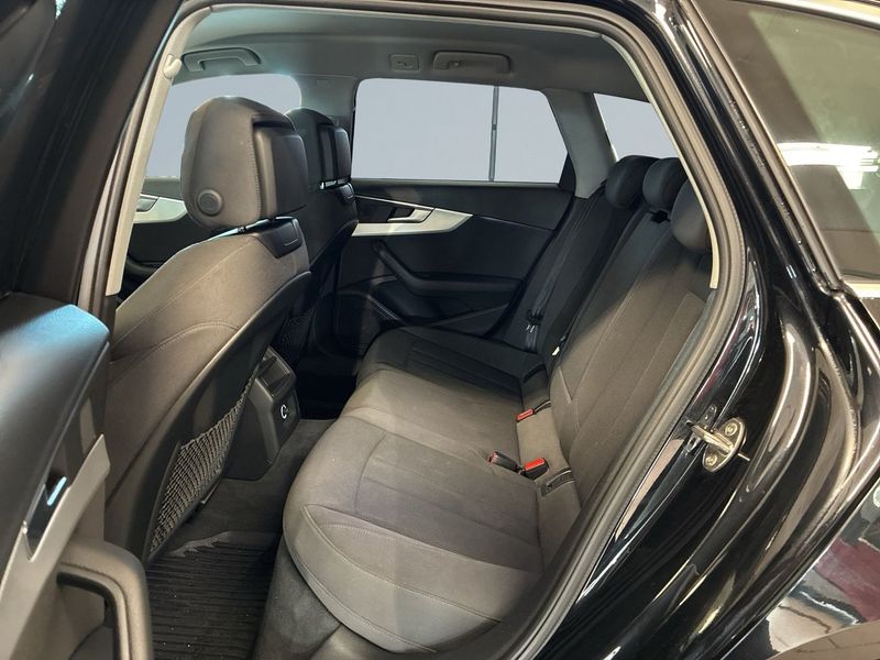 Audi A4 bild 10