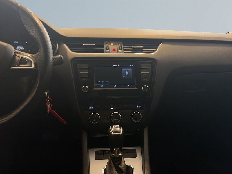 Skoda Octavia bild 11