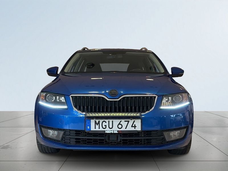 Skoda Octavia bild 2