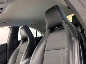 Mercedes CLA200 bild 8