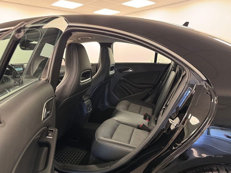 Mercedes CLA200 bild 9