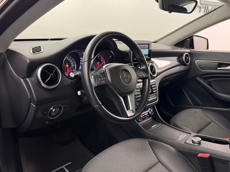 Mercedes CLA200 bild 6