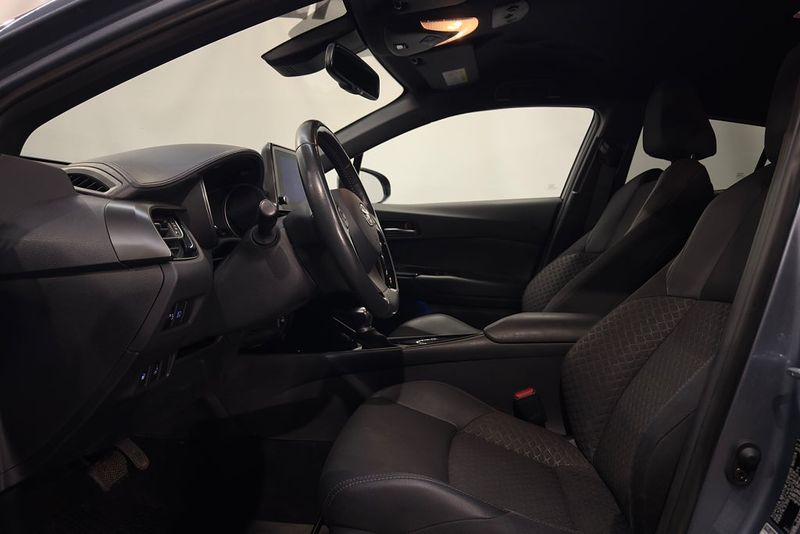 Toyota C-HR bild 8