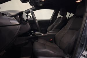 Toyota C-HR bild 9