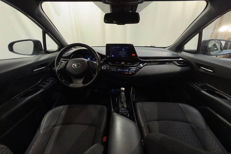 Toyota C-HR bild 14