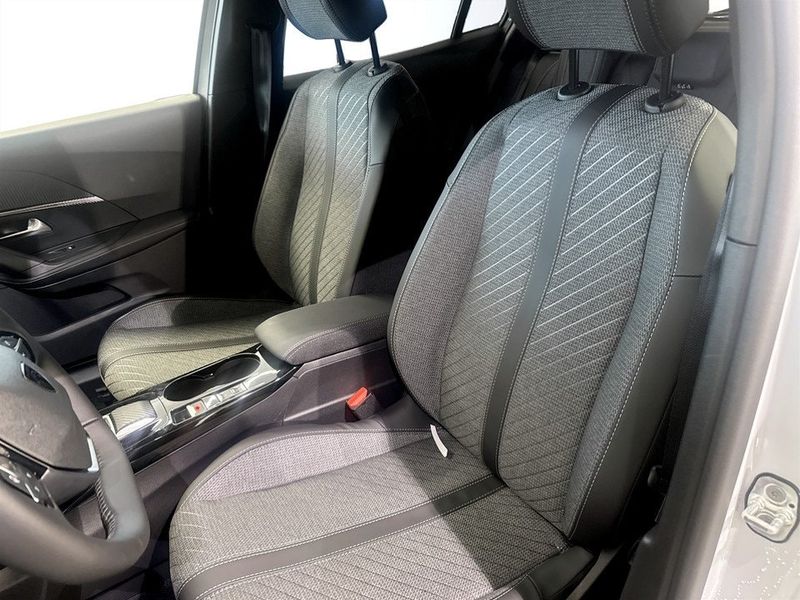 Peugeot 2008 bild 6