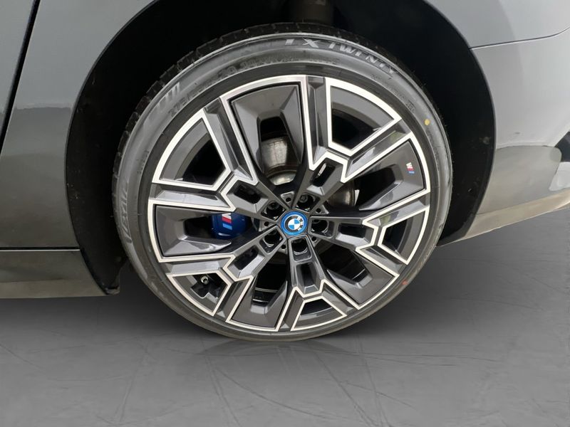 BMW i5 bild 38