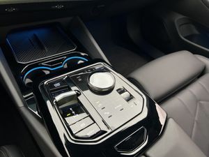 BMW i5 bild 28
