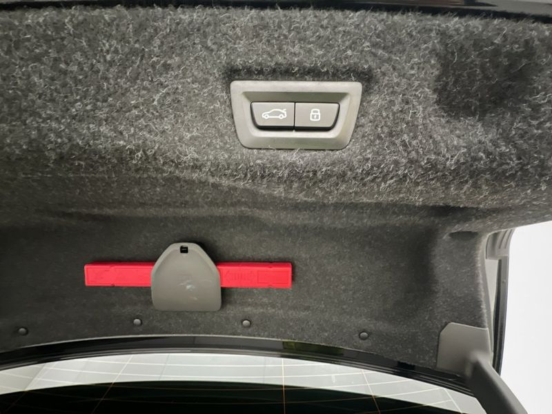 BMW i5 bild 34
