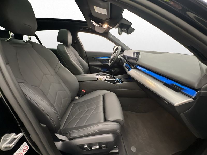 BMW i5 bild 31