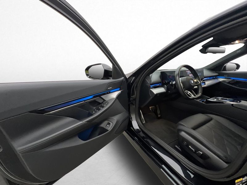BMW i5 bild 12