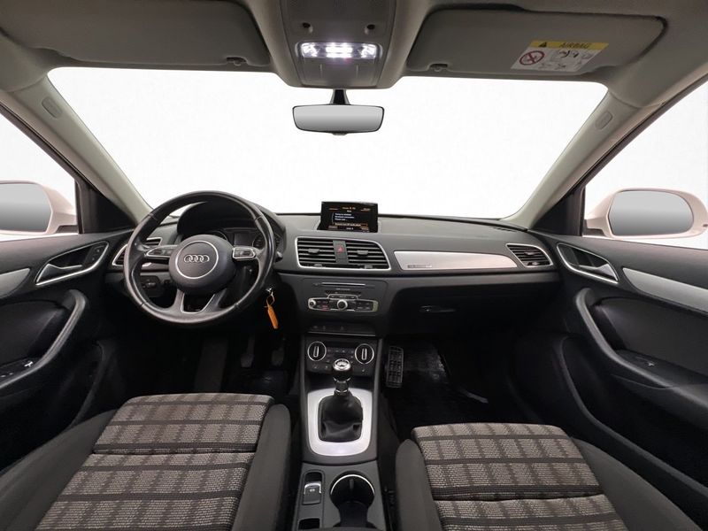 Audi Q3 bild 12