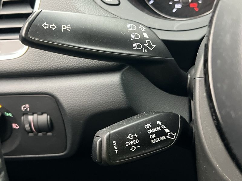 Audi Q3 bild 14