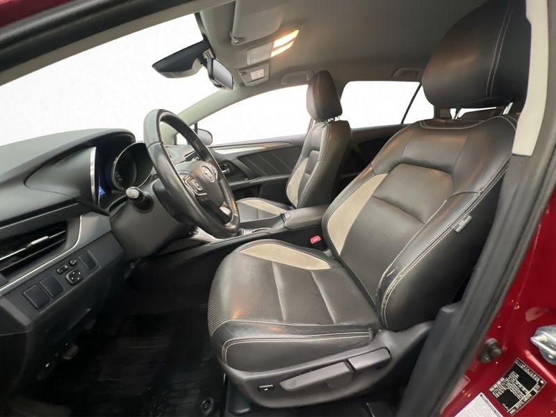 Toyota Avensis bild 12
