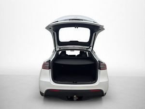 Tesla Model Y bild 9