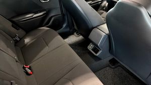 Kia K4 bild 5