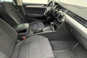Volkswagen Passat bild 7