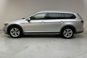 Volkswagen Passat bild 2