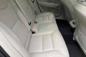 Volvo V90 bild 8