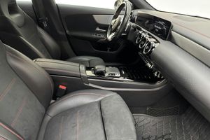 Mercedes CLA200 bild 7