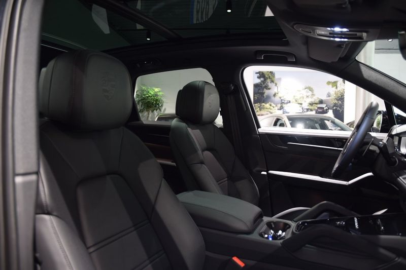 Porsche Cayenne bild 16