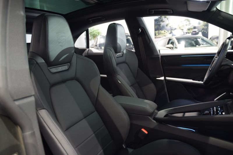 Porsche Macan bild 22