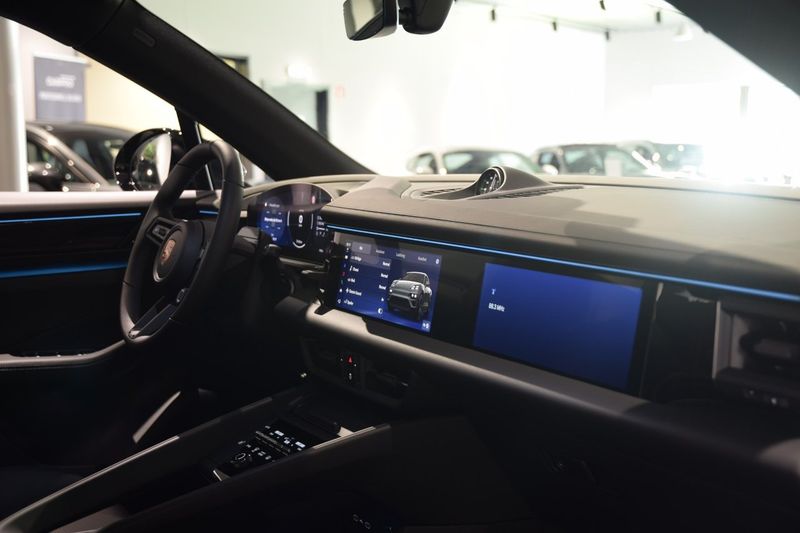 Porsche Macan bild 19