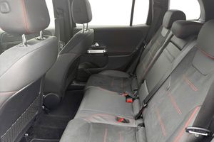 Mercedes GLB220 bild 13