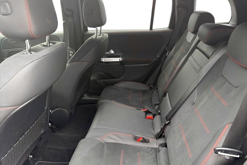 Mercedes GLB220 bild 13