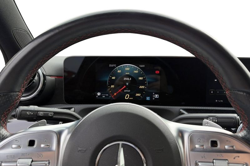 Mercedes A180 bild 8