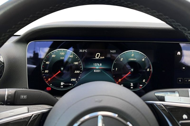 Mercedes E220 bild 7