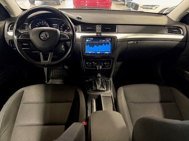 Skoda Superb bild 6