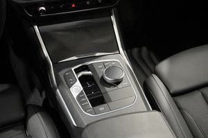 BMW 330 bild 13